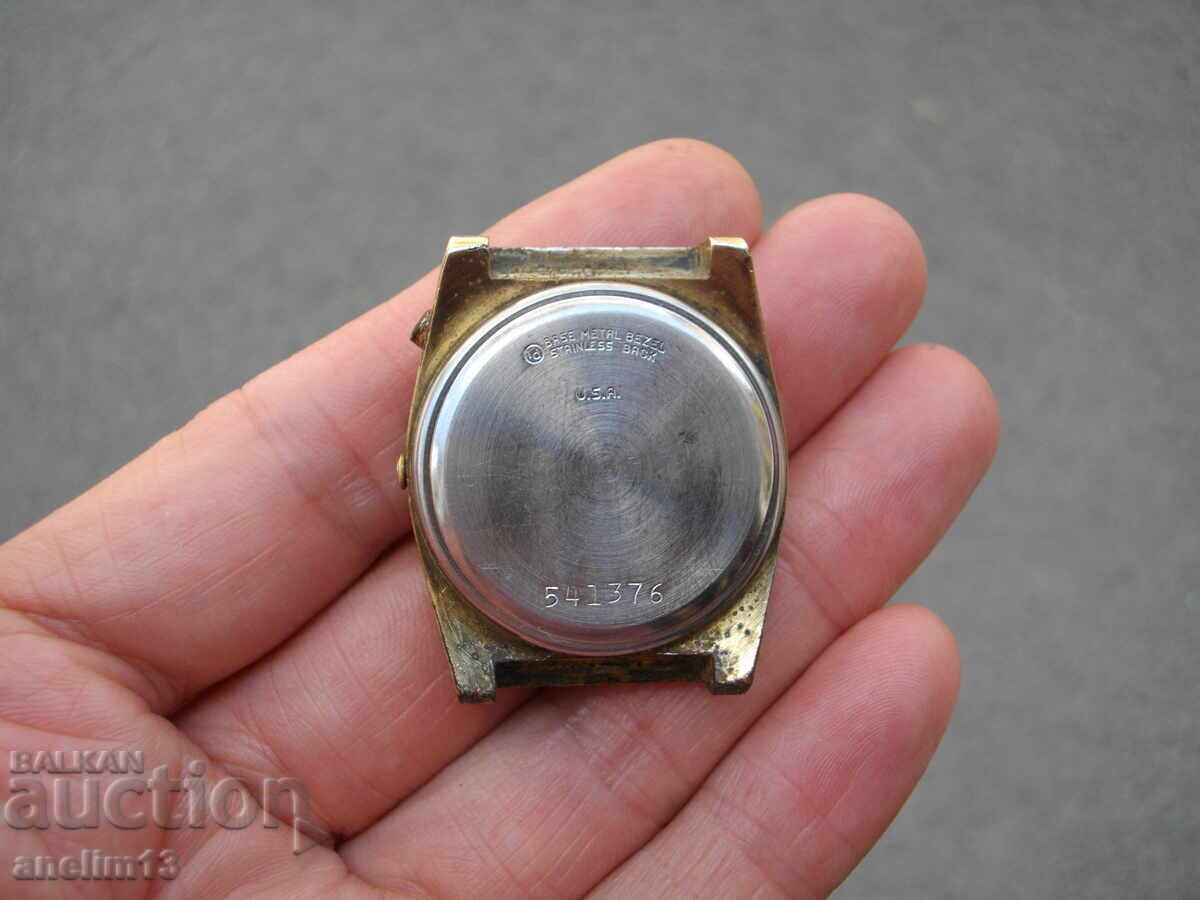 Delivery of COLLECTOR'S RETRO ELECTRONIC WATCH LED FRONTIER USA