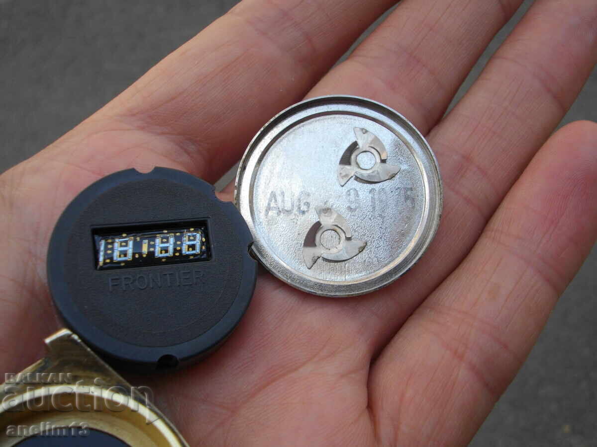 COLLECTOR'S RETRO ELECTRONIC WATCH LED FRONTIER USA - 6