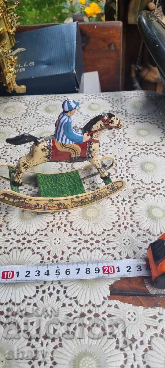 Ламарина играчка - 5 Ламарина играчка - 5