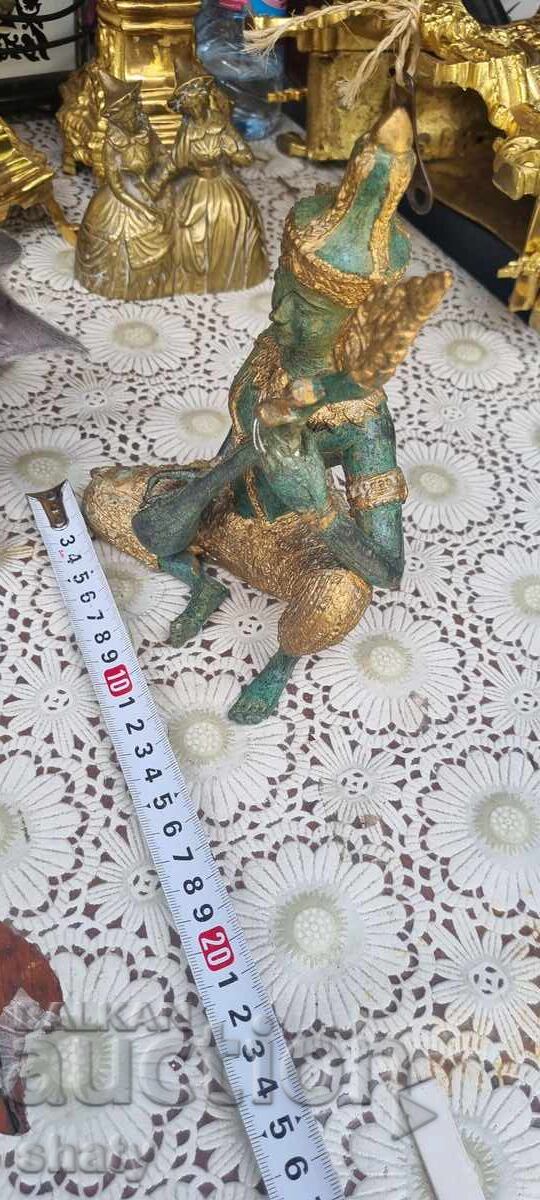 Παράδοση Χάλκινο γλυπτό. Φιγούρα