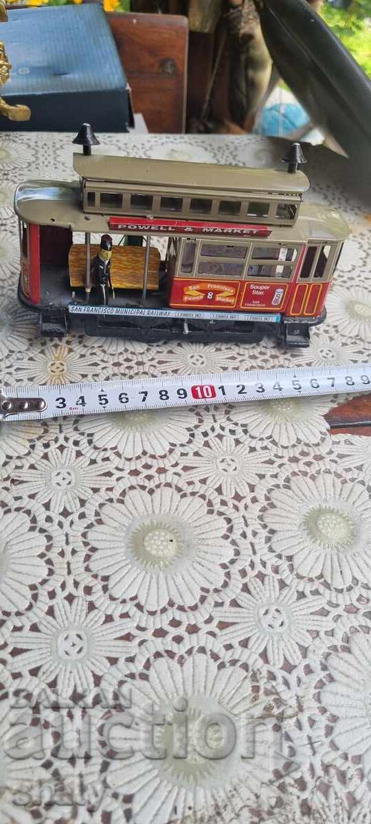 Laminated toy Laminated toy