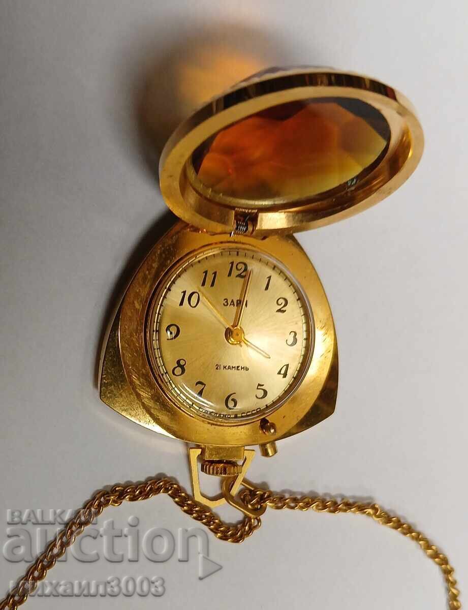 Δημοπρασία ΖΑΡΙΑ ΓΥΝΑΙΚΕΙΟ ΡΟΛΟΪ ΜΕΝΤΑΓΙΟΝ ΜΕ ΕΠΙΧΡΥΣΩΜΑ 10 ΜΙΚΡΟΝ