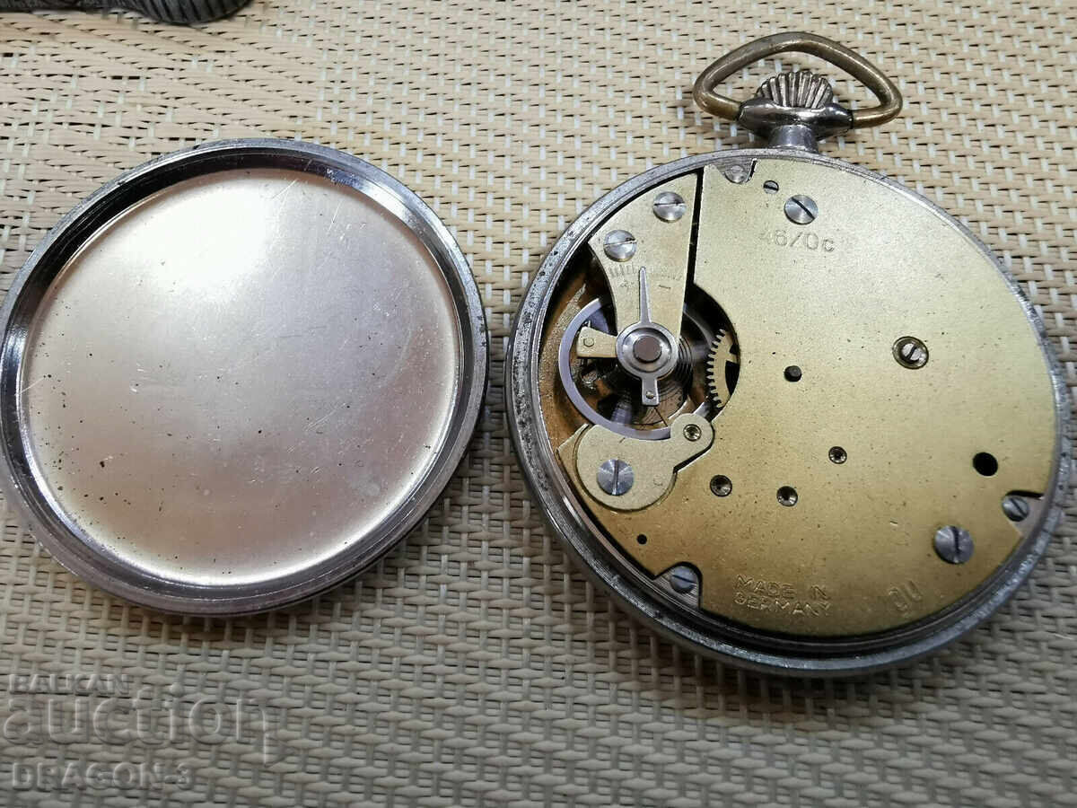 KIENZLE cu preț 30.00 BGN | € 15.34 KIENZLE cu preț 30.00 BGN | € 15.34