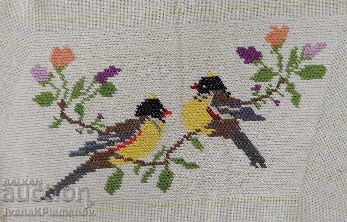 Гоблен за ценители с цена € 7.00 | 13.69 лв.