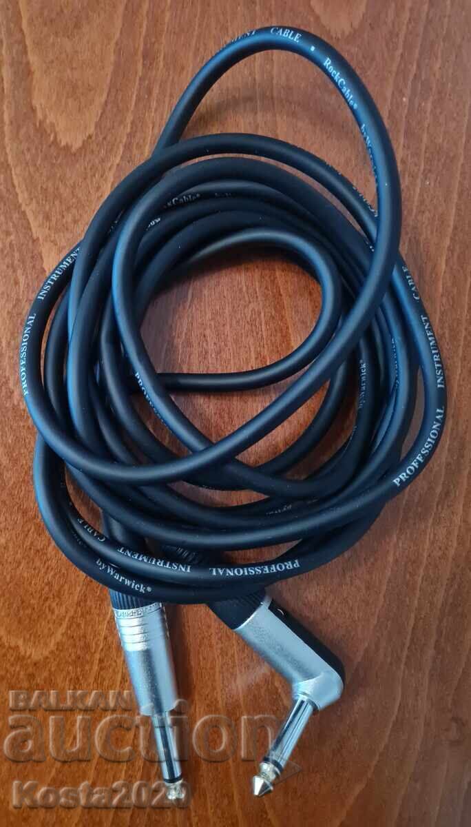 Delivery of Guitar amplifier Delivery of Guitar amplifier