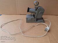 Παλιός προβολέας, διαφανοσκόπιο, ΛΕΙΤΟΥΡΓΕΙ