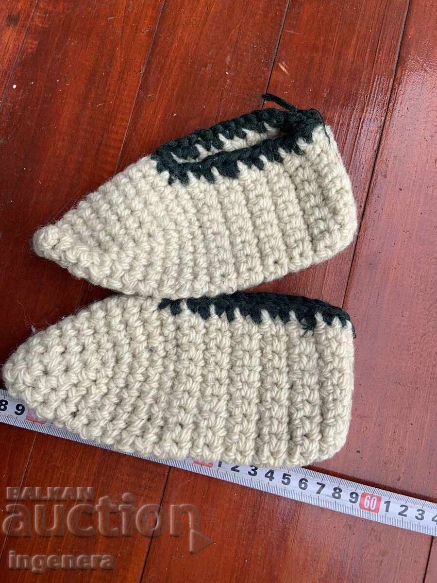 TERLICI, PAPUCI, CIORAPI, CĂLCUȚE, Ciorapi tricotate manual din lână NOI