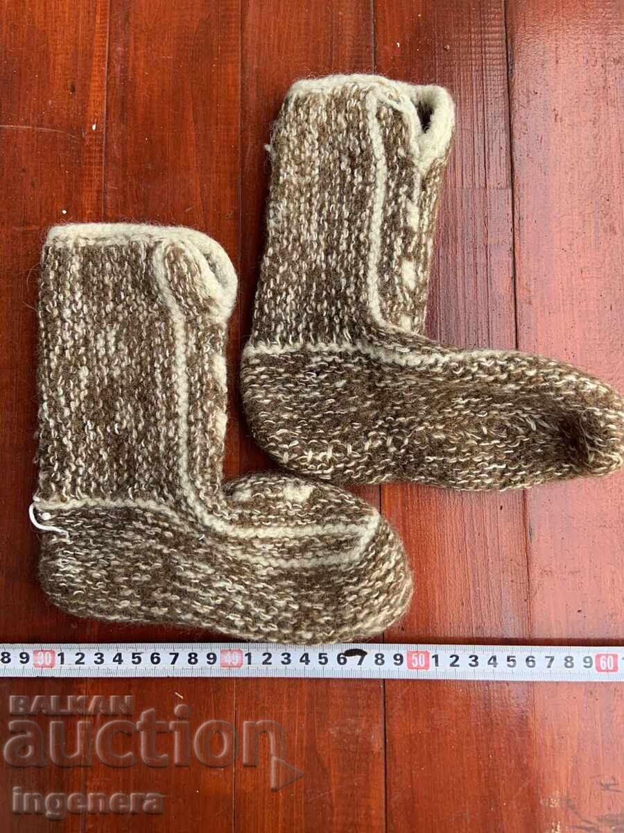 TERLICI, PAPUCI, CIORAPI, CĂLCUȚE, Ciorapi tricotate manual din lână NOI