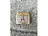 Brichetă veche pe benzină