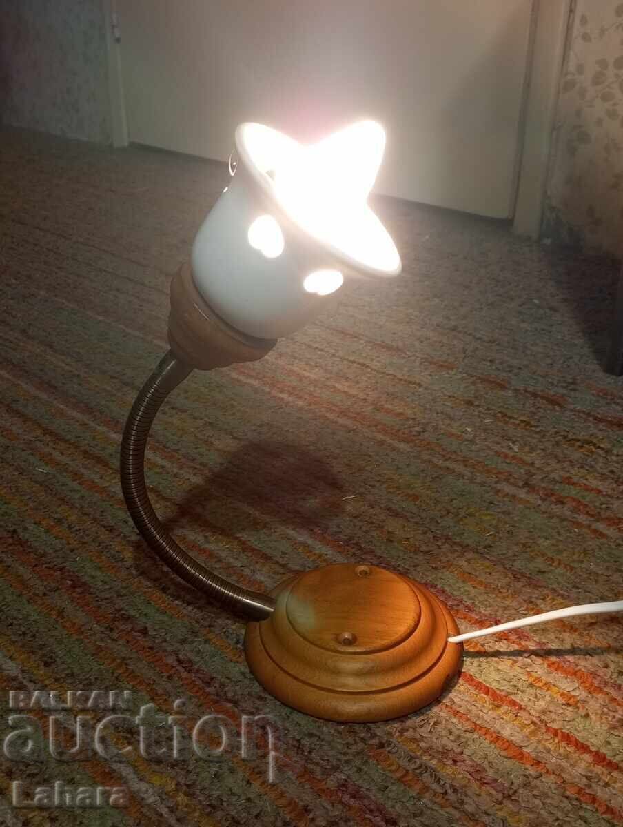 Όμορφη λάμπα για επιτοίχια τοποθέτηση - 6