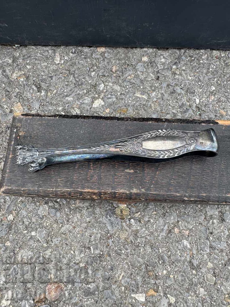 Auction Old silver-plated ice tongs with a box Auction Old silver-plated ice tongs with a box