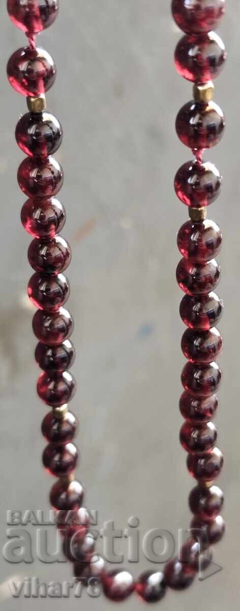 Gerdan-necklace with garnets and silver beads with gold plating