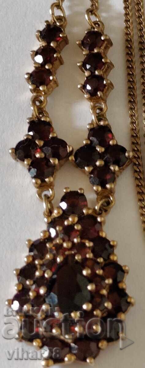 Ασημένιο κολιέ με γρανάτες και επιχρύσωση με τιμή € 219.99 | 430.26 BGN