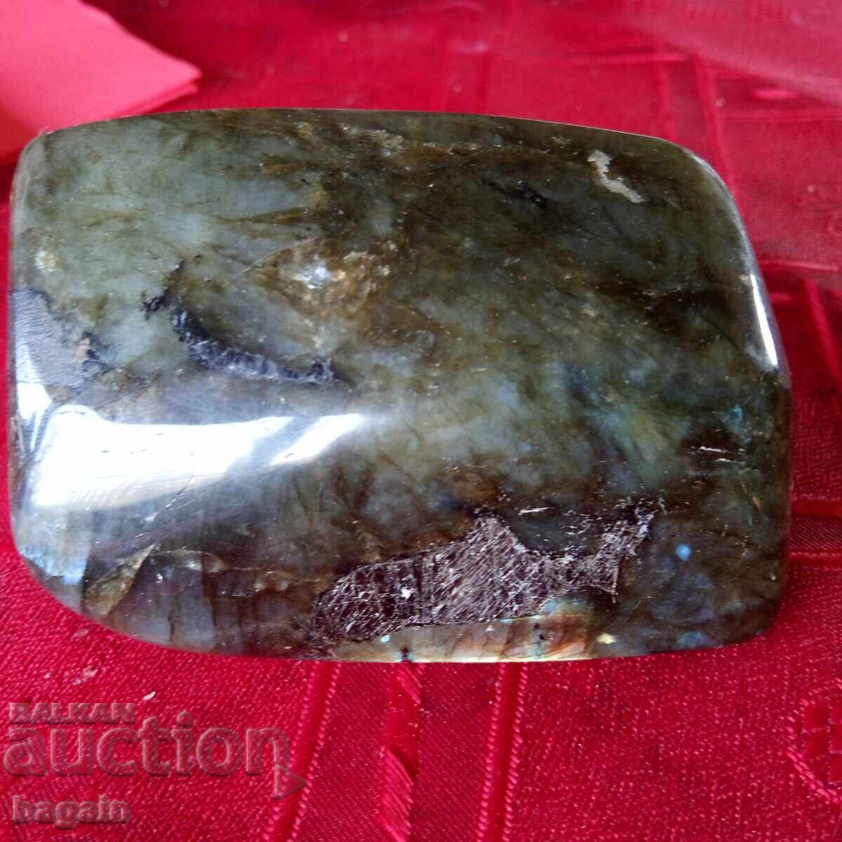 Huge Labradorite with price 100.00 BGN | € 51.13