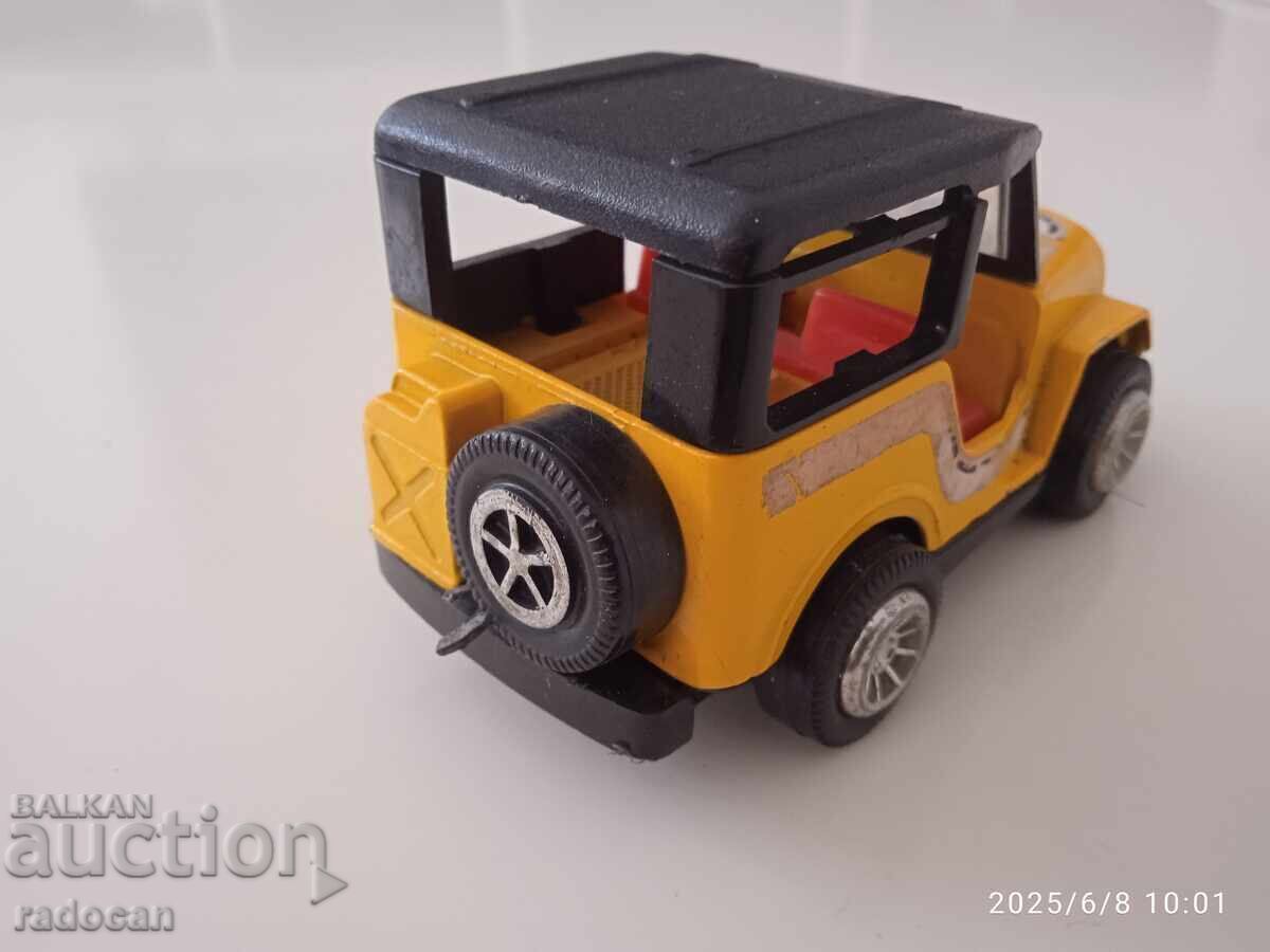 Auction Old toy Jeep car, made in Hong Kong Auction Old toy Jeep car, made in Hong Kong