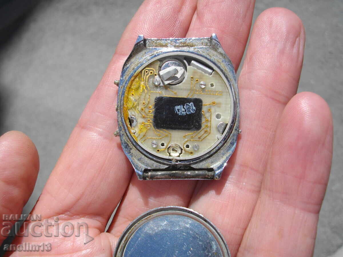 COLLECTOR'S RETRO ELECTRONIC WATCH RUHLA EUROCHRON LCD - 7