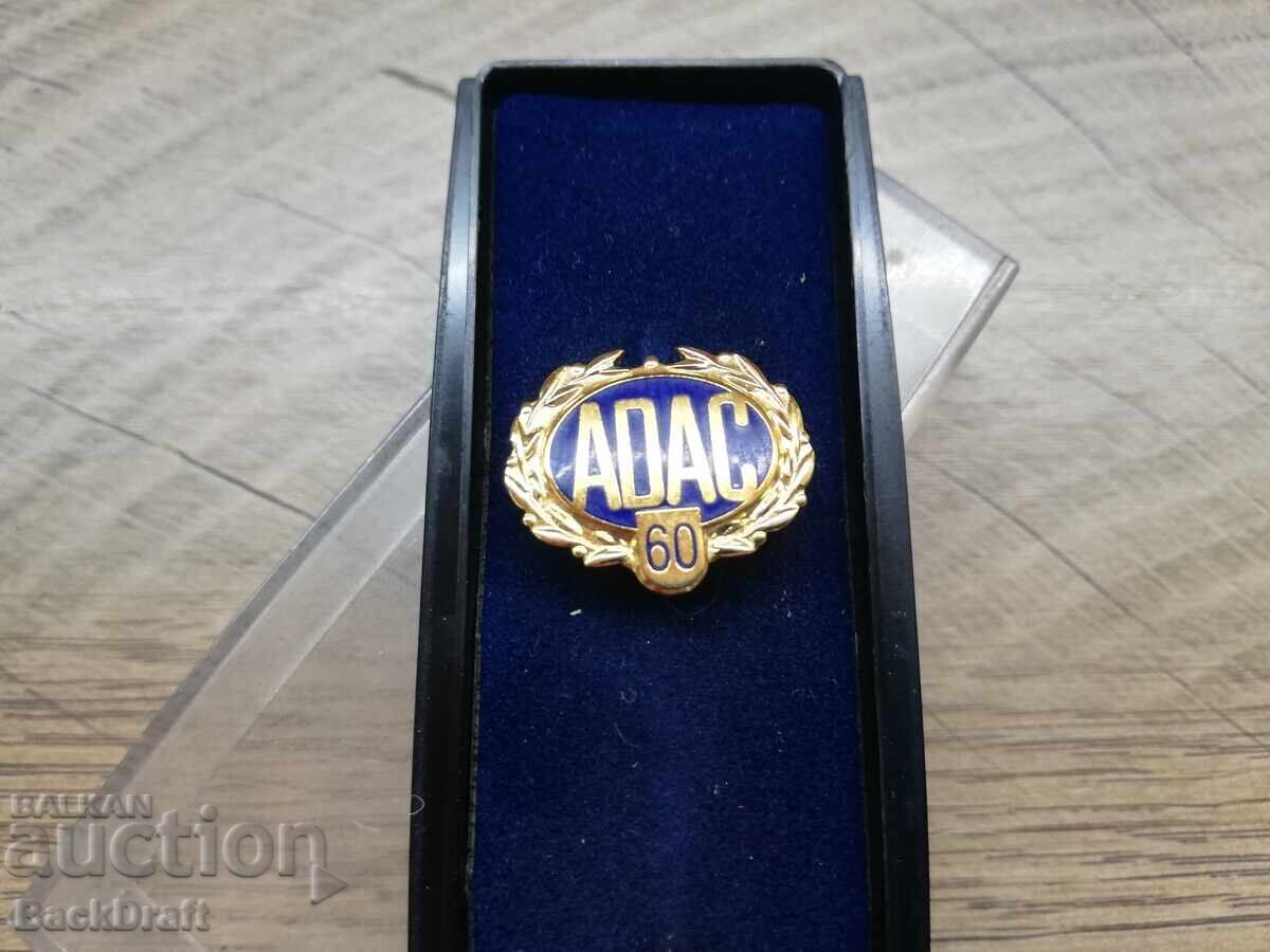 Emblemă auto germană, semn cu email, aurire club ADAC cu preț 34.90 BGN | € 17.84 Emblemă auto germană, semn cu email, aurire club ADAC cu preț 34.90 BGN | € 17.84