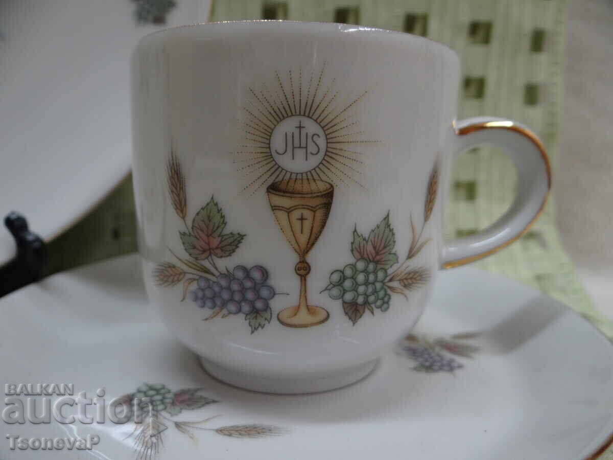 Porcelain Themed Triple Set with price 8.00 BGN | € 4.09 Porcelain Themed Triple Set with price 8.00 BGN | € 4.09