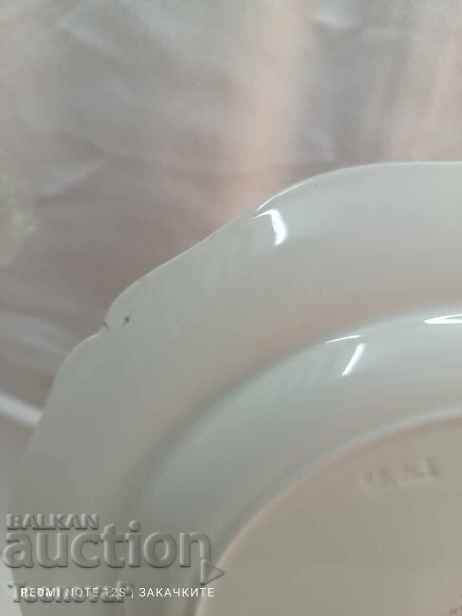 Delivery of Wedgwood of Etruria & Barlaston Porcelain Avocado Platter Delivery of Wedgwood of Etruria & Barlaston Porcelain Avocado Platter