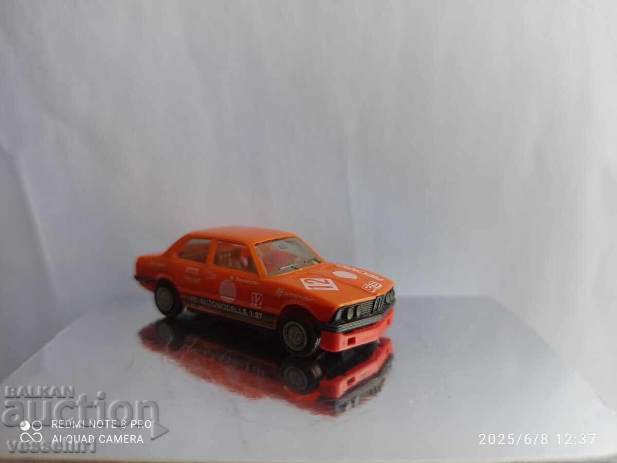 Количка bmw e21-323iразмер 1/87 herpa HO от деветдесетте год