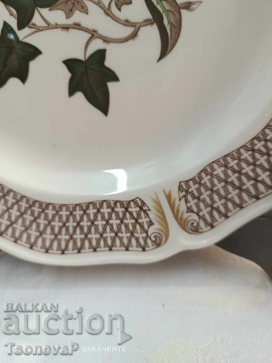 Delivery of Wedgwood of Etruria & Barlaston Porcelain Avocado Platter Delivery of Wedgwood of Etruria & Barlaston Porcelain Avocado Platter