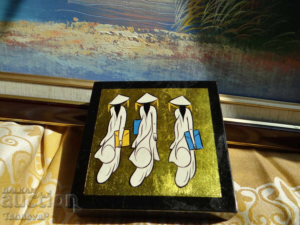 Delivery of Coaster Set Delivery of Coaster Set