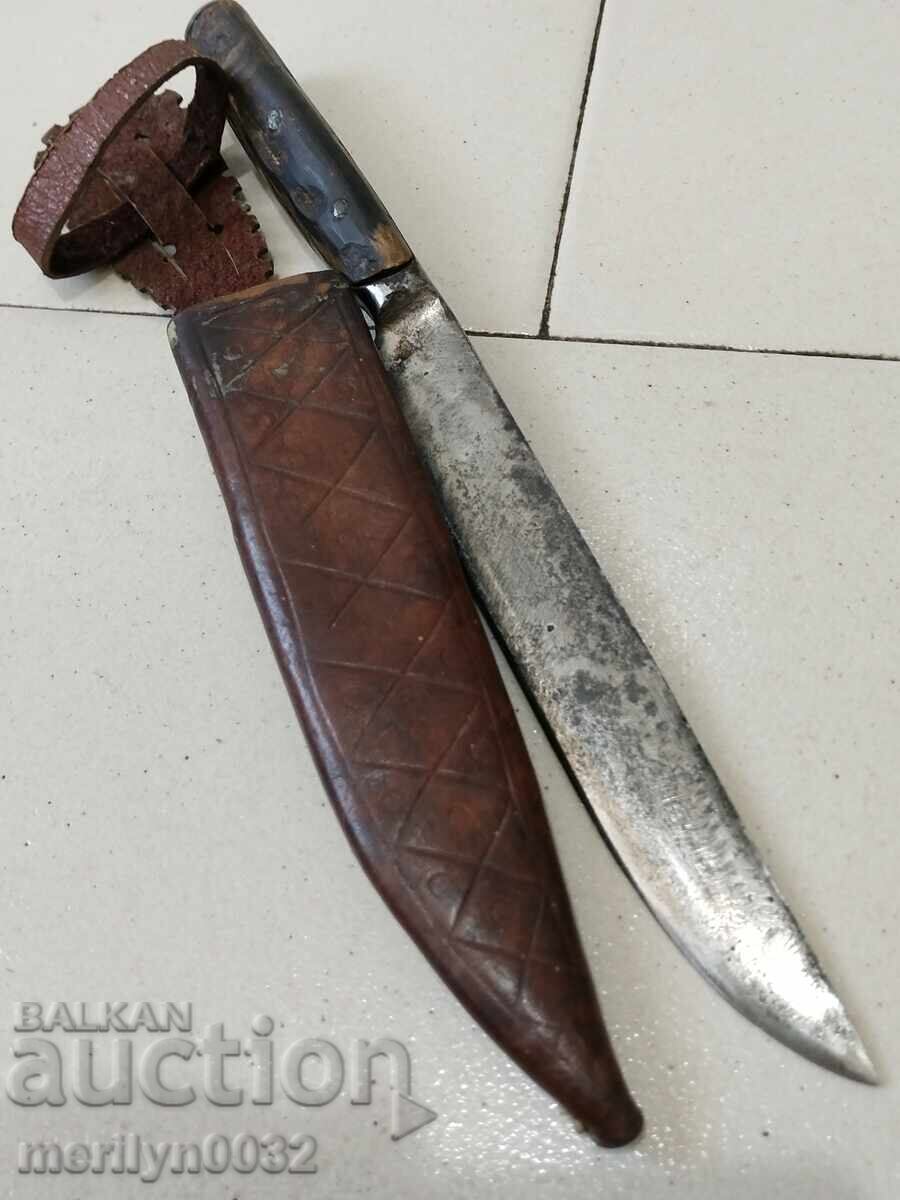 Cuțit Buinovski fără kaniya cu teacă din corn de bivol karakulak - 5 Cuțit Buinovski fără kaniya cu teacă din corn de bivol karakulak - 5