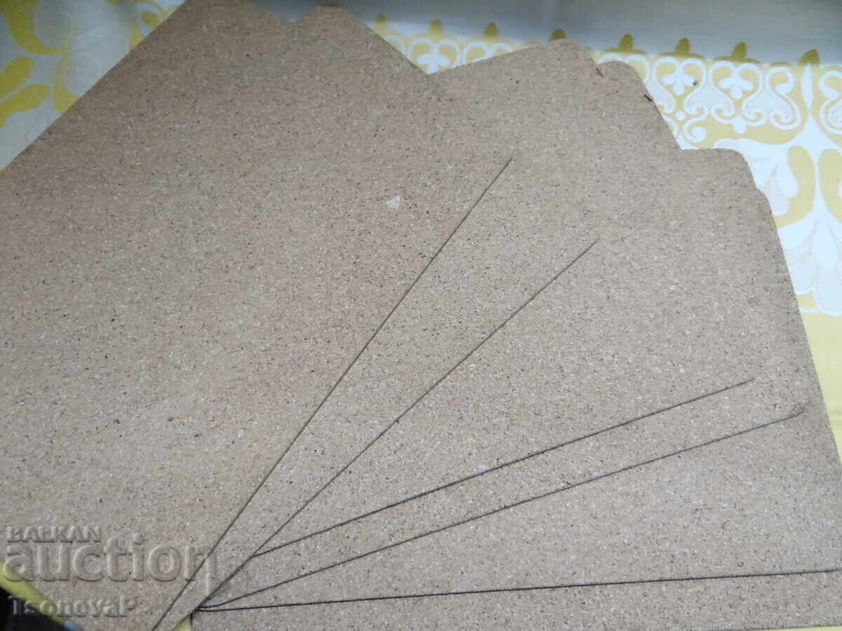 Set of English placemats with cork backing - 5 Set of English placemats with cork backing - 5