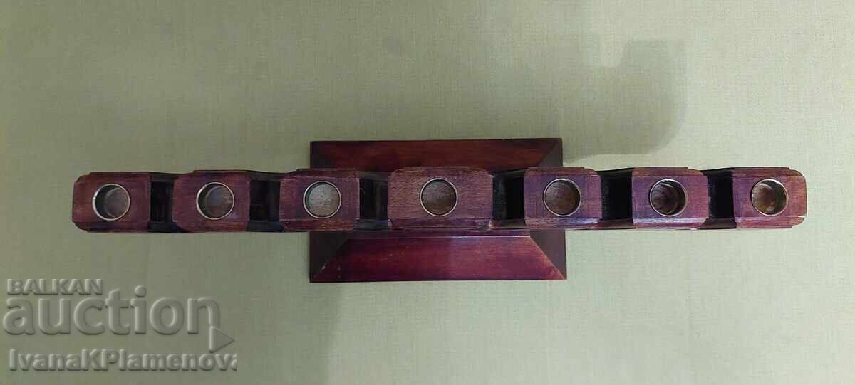 Аукцион Дърворезба свещник за ценители отличен