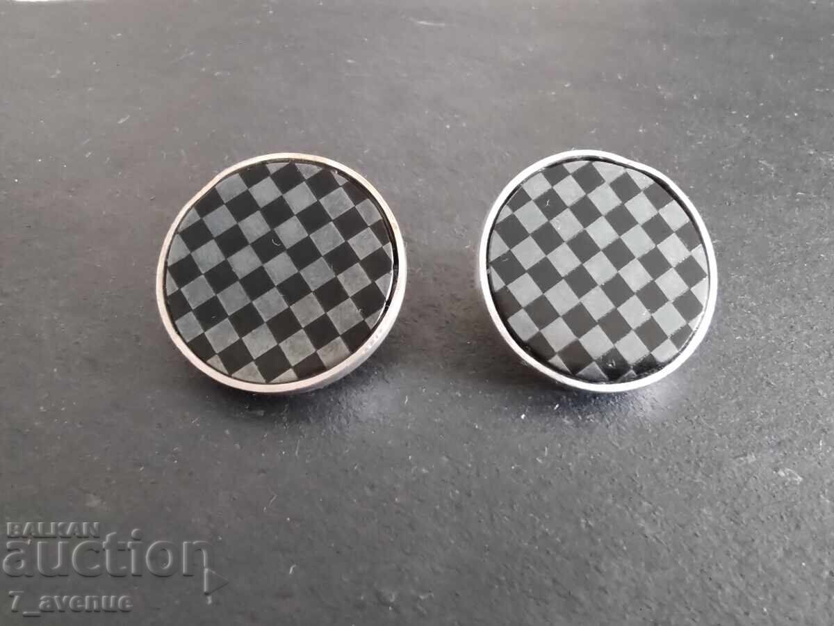 Elegant, brand-name earrings, Chess 9.06.2025