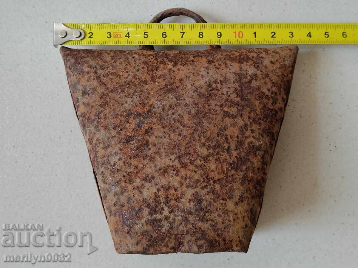 Παλιά κλακέτα, τσαν, καμπάνα - 6 Παλιά κλακέτα, τσαν, καμπάνα - 6