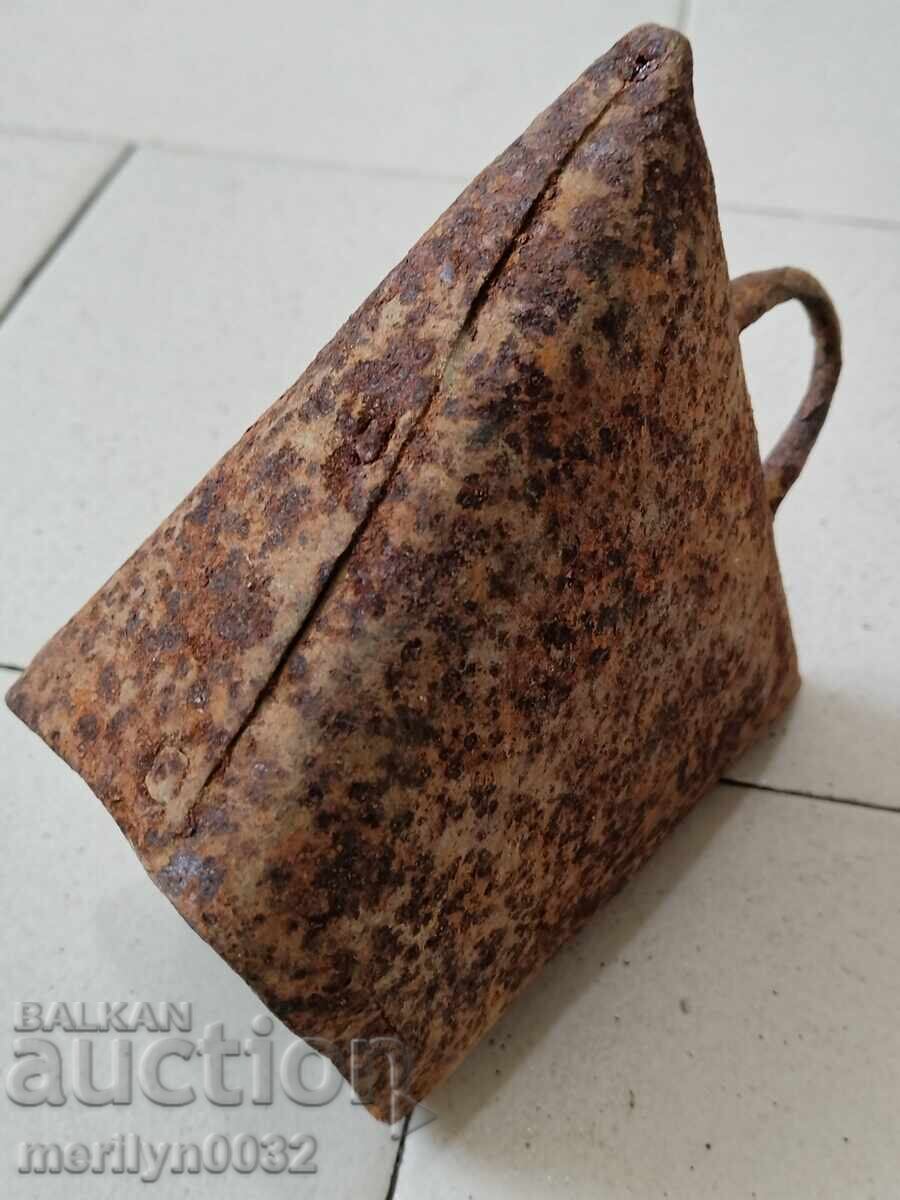 Παλιά κλακέτα, τσαν, καμπάνα - 7 Παλιά κλακέτα, τσαν, καμπάνα - 7