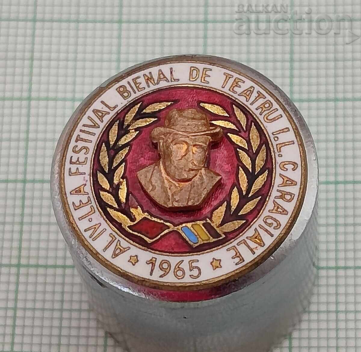 РУМЪНИЯ ТЕАТРАЛЕН ФЕСТИВАЛ БИАНАЛЕ 1965 г. ЗНАЧКА ЕМАЙЛ РУМЪНИЯ ТЕАТРАЛЕН ФЕСТИВАЛ БИАНАЛЕ 1965 г. ЗНАЧКА ЕМАЙЛ