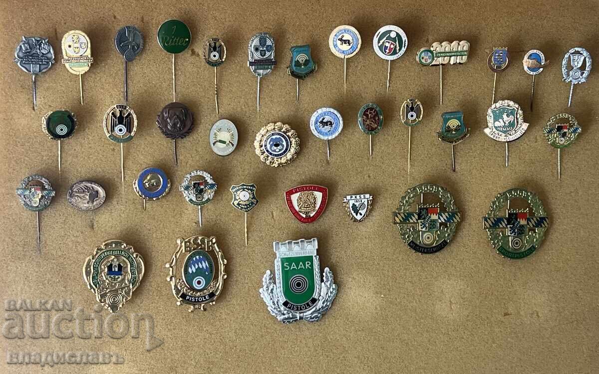 Licitație Colecție 36 insigne Vânătoare și Tragere Germania