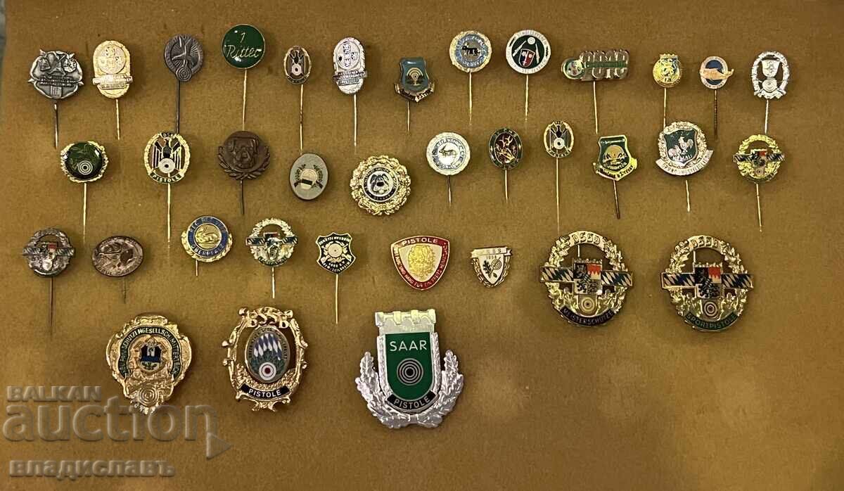 Colecție 36 insigne Vânătoare și Tragere Germania