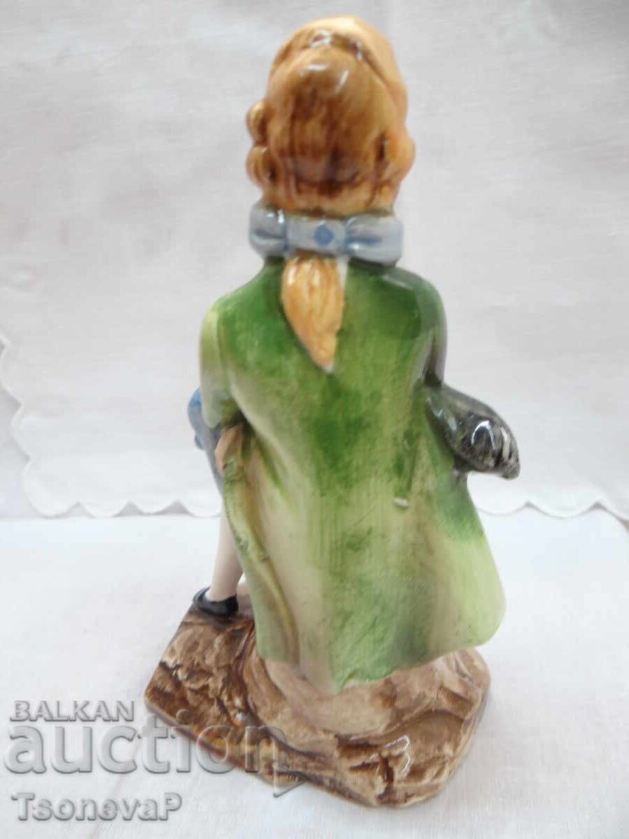 Auction Old porcelain gentleman Auction Old porcelain gentleman