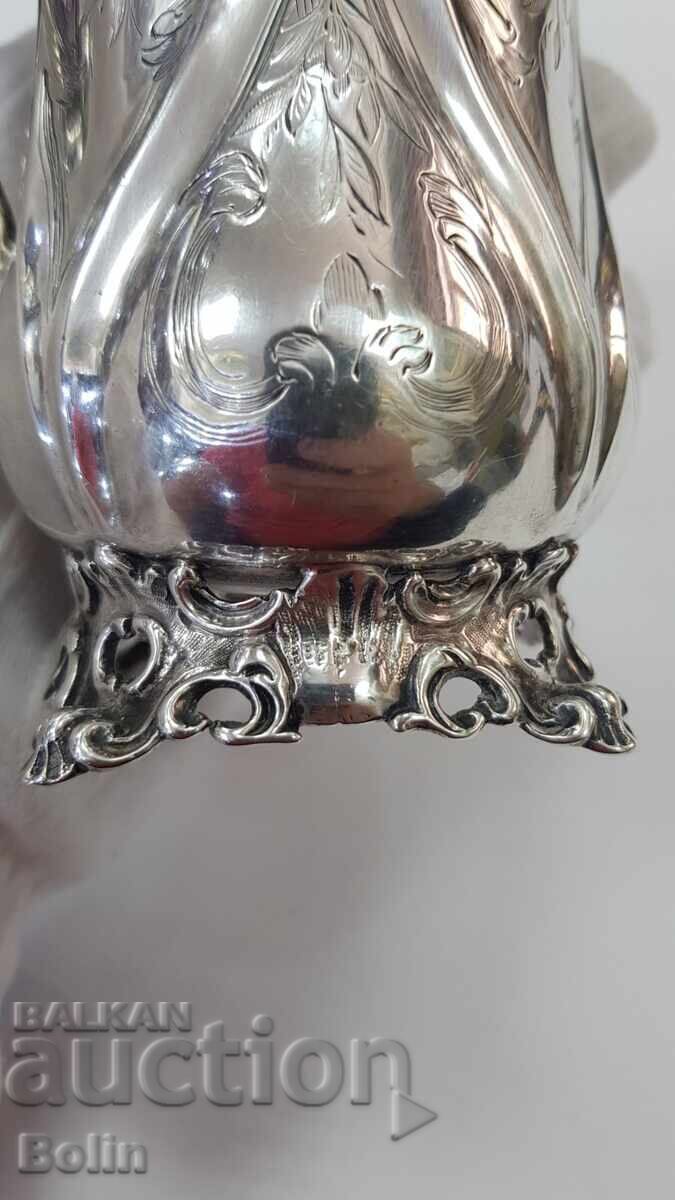 Auction Rare Silver Cup Neo-Rococo Victorian Era 19th Century Auction Rare Silver Cup Neo-Rococo Victorian Era 19th Century