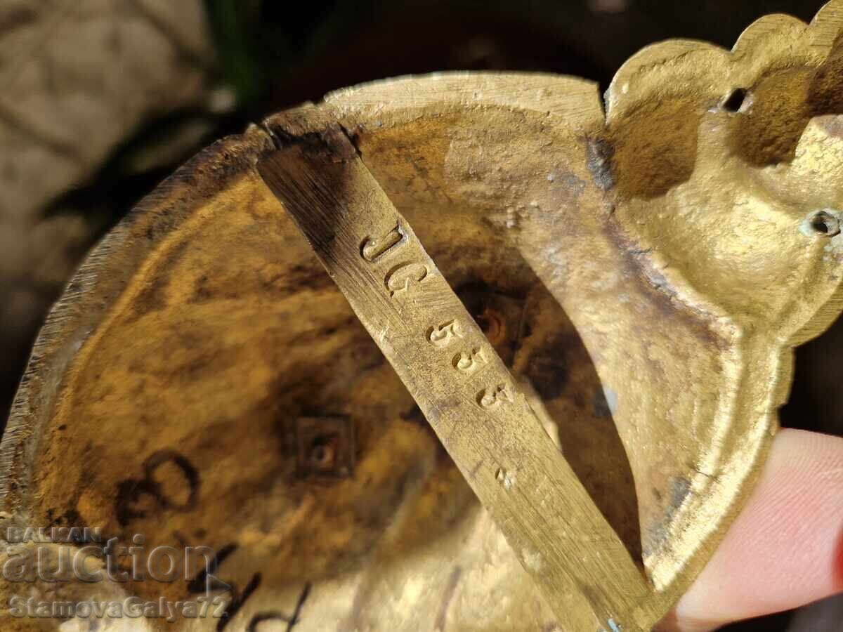 Чифт Уникални антикварни бронзови държачи за завеси от 19 ве - 6