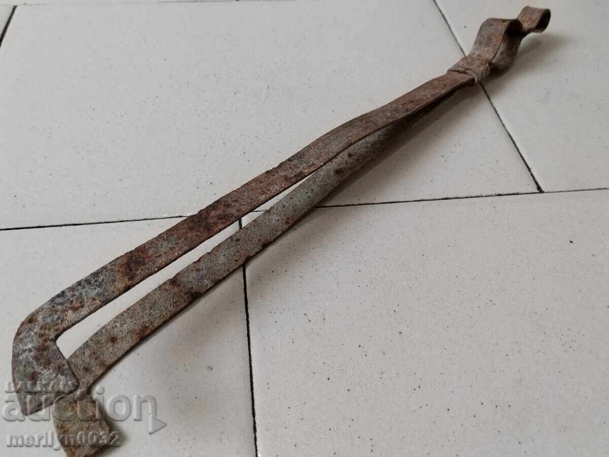 Licitație Oferta veche, mașină, fier forjat pentru penis Licitație Oferta veche, mașină, fier forjat pentru penis