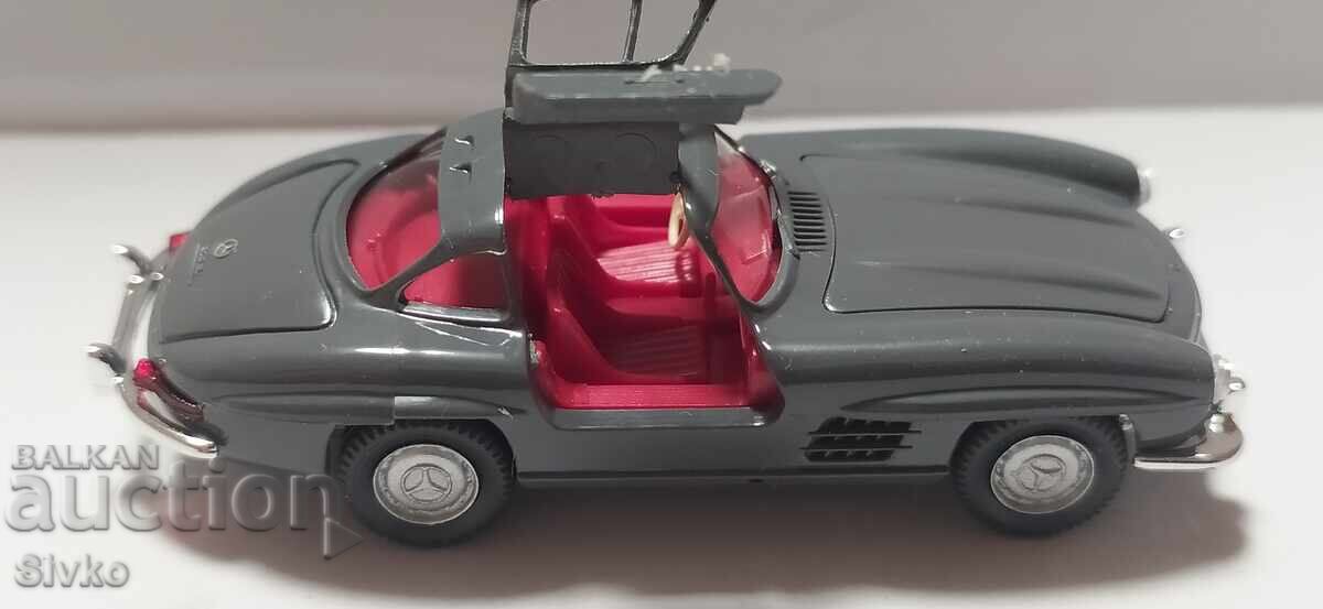 Cărucior Mercedes 300 SL