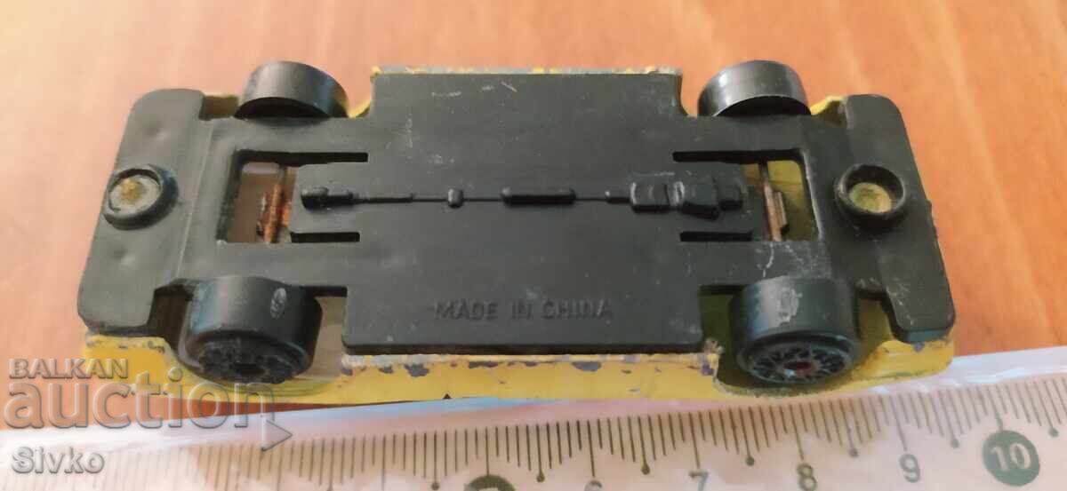 A yellow cart - 5 A yellow cart - 5