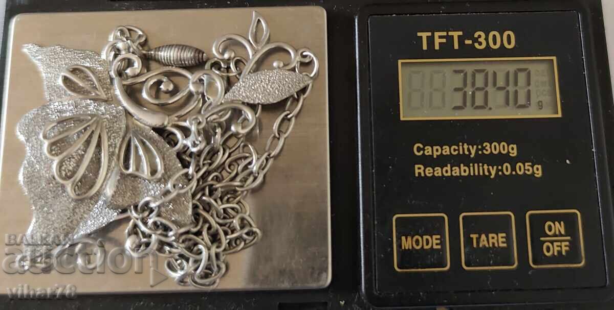 Δημοπρασία Ασημένιο σχεδιαστικό κολιέ