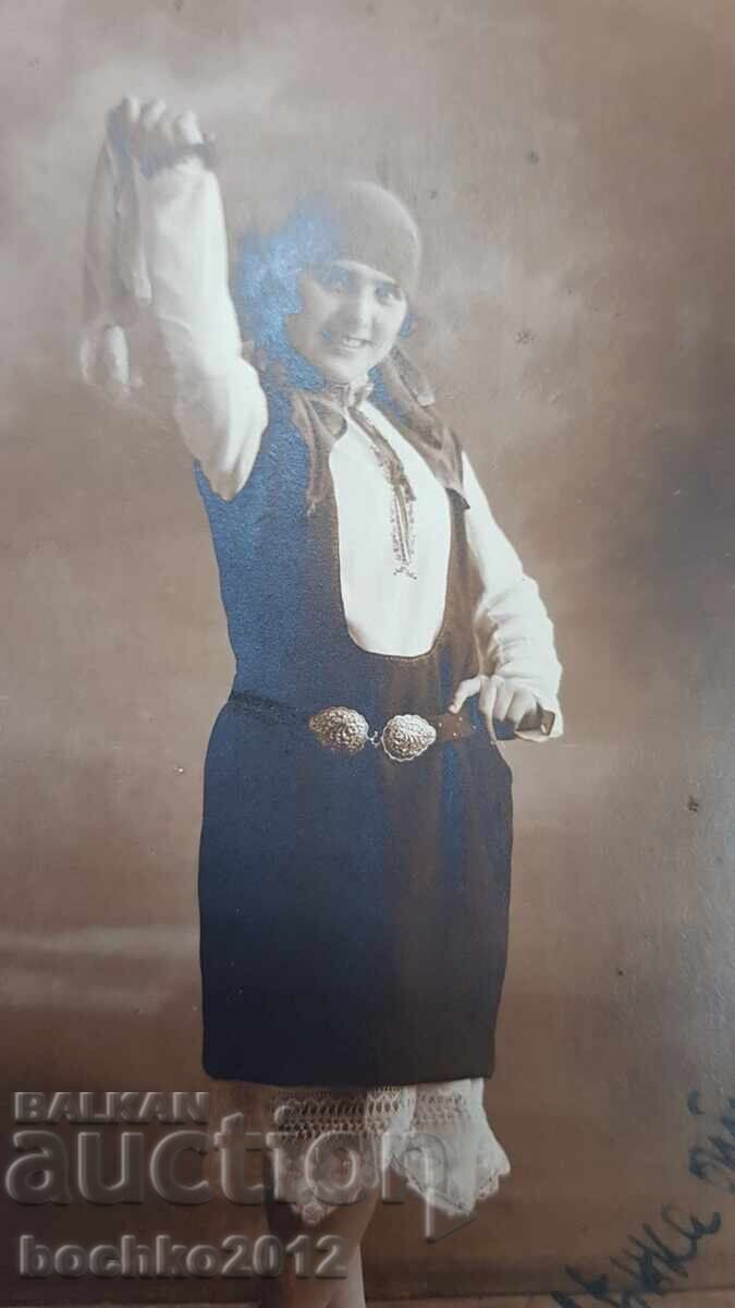 Αναγεννησιακή φωτογραφία, φωτογραφία, φορεσιά, παφτές 1928 με τιμή 32.00 BGN | € 16.36