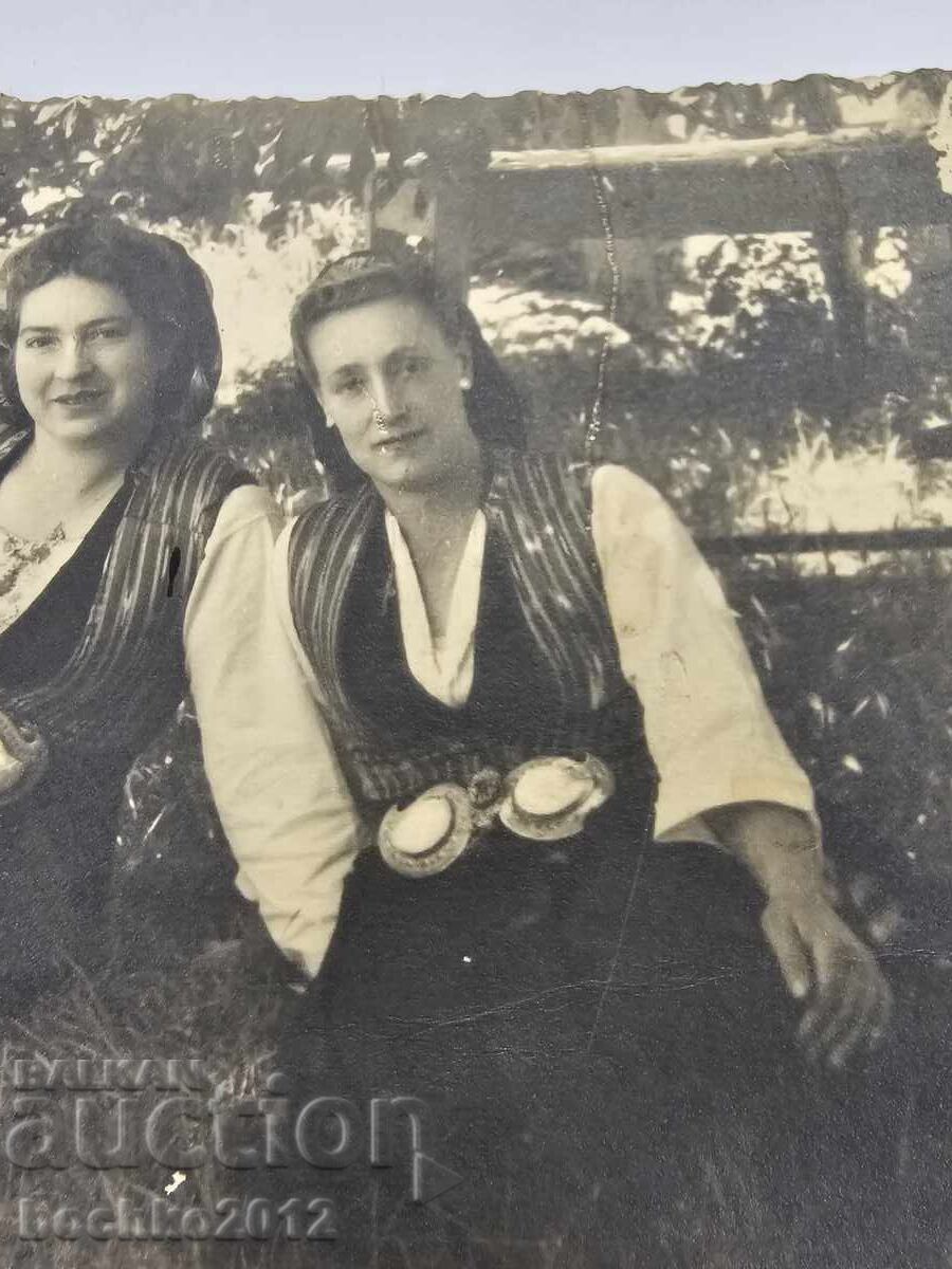 Revival photography, photo, folk costume, belt buckles 1920-1930 with price 38.00 BGN | € 19.43 Revival photography, photo, folk costume, belt buckles 1920-1930 with price 38.00 BGN | € 19.43