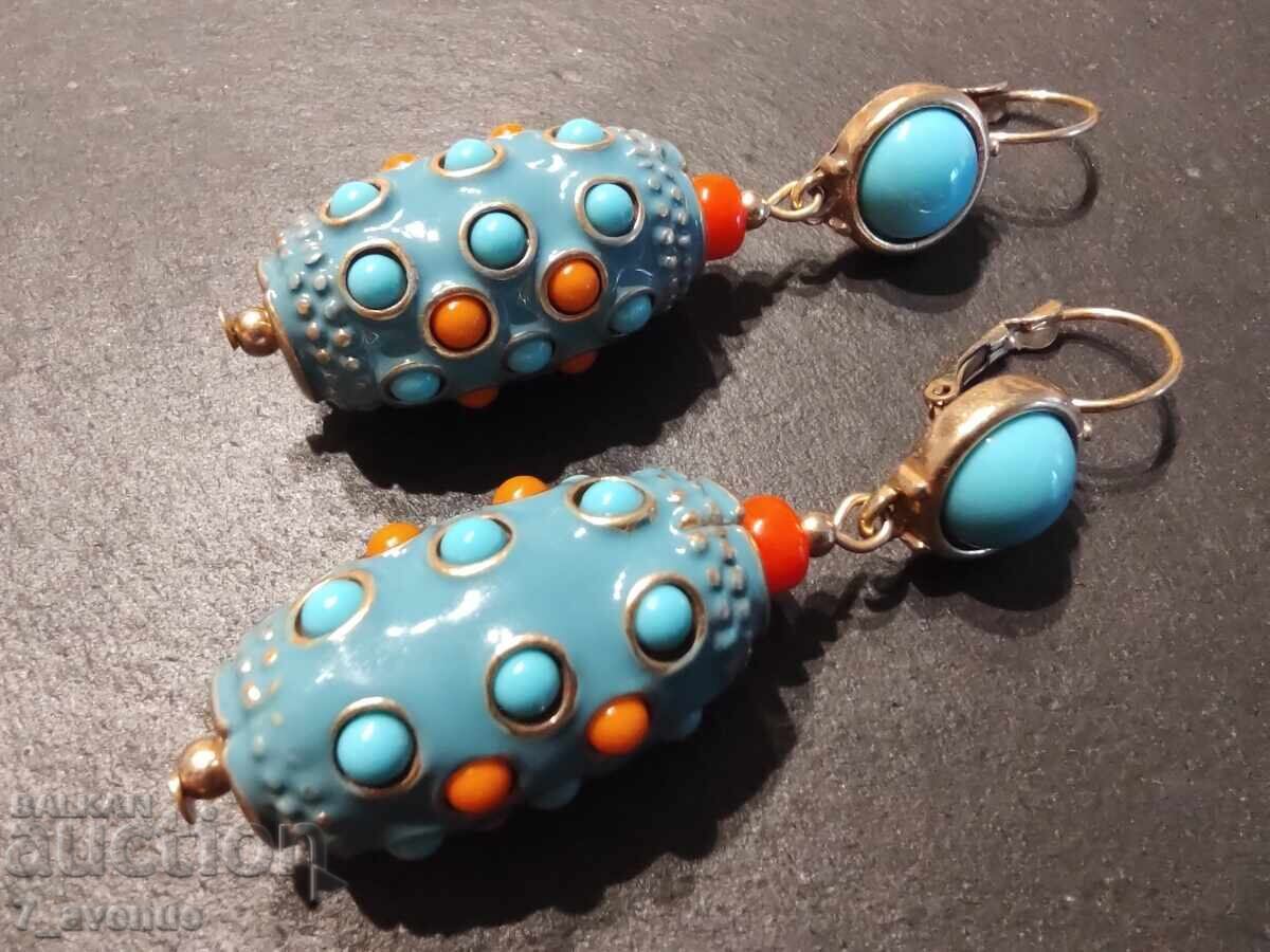 Auction  Z Earrings elegant, very interesting branded 10.06.2025