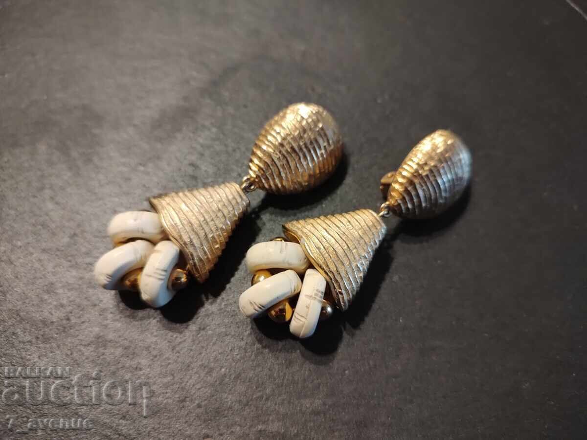 Auction  Z Earrings elegant, very interesting branded 10.06.2025