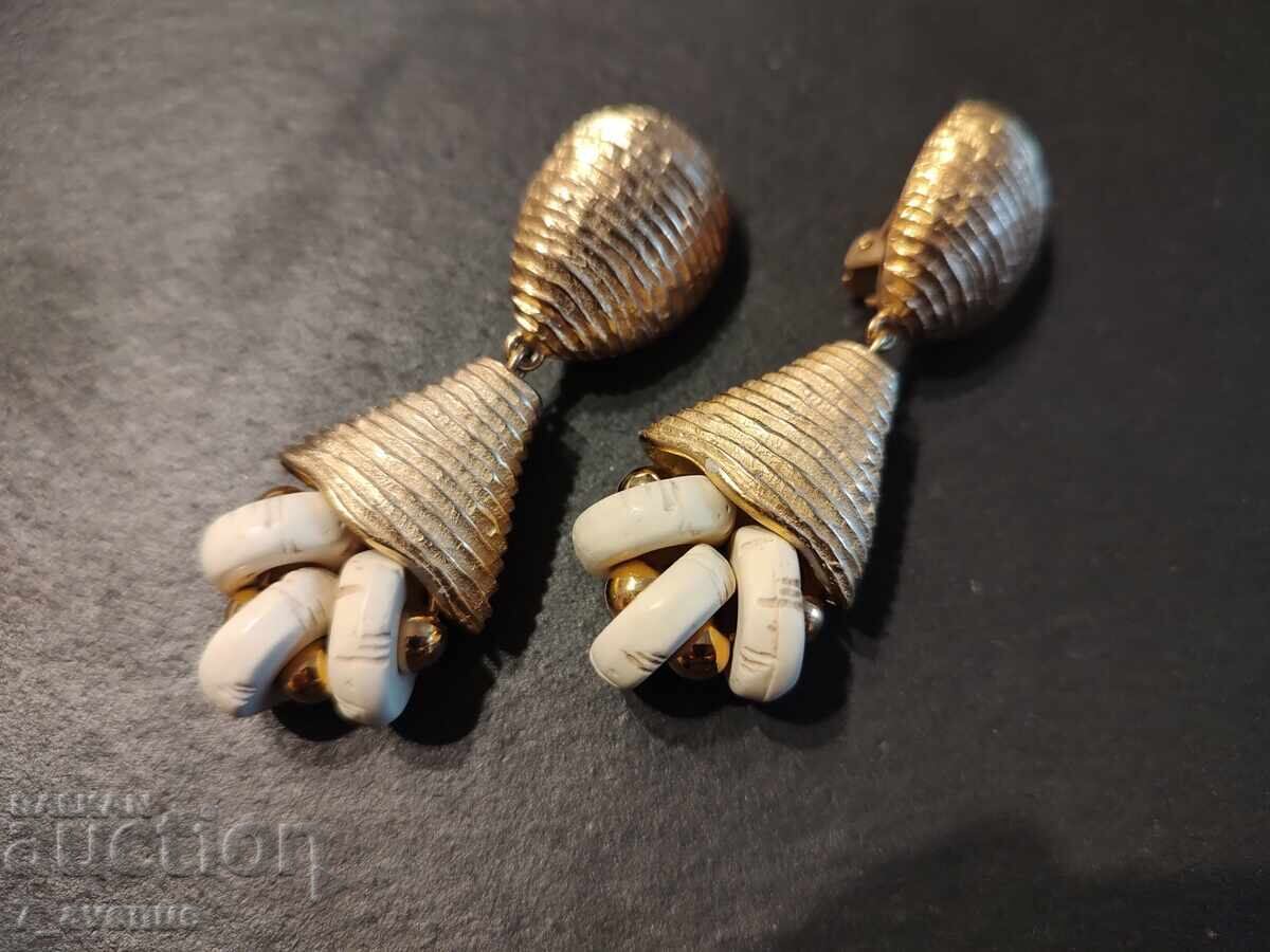 Z Earrings elegant, very interesting branded 10.06.2025