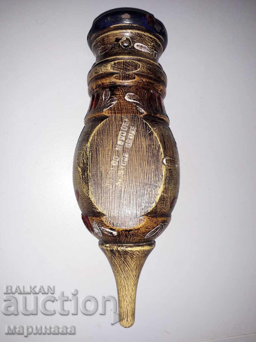 Delivery of OLD AUTHOR'S WALL VASE