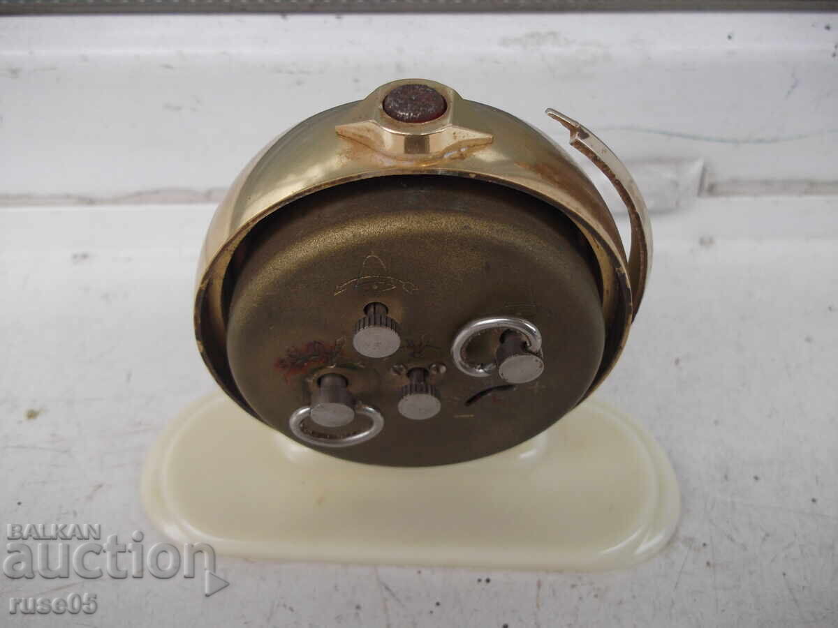 Licitație Ceas "SLAVA" cu alarmă