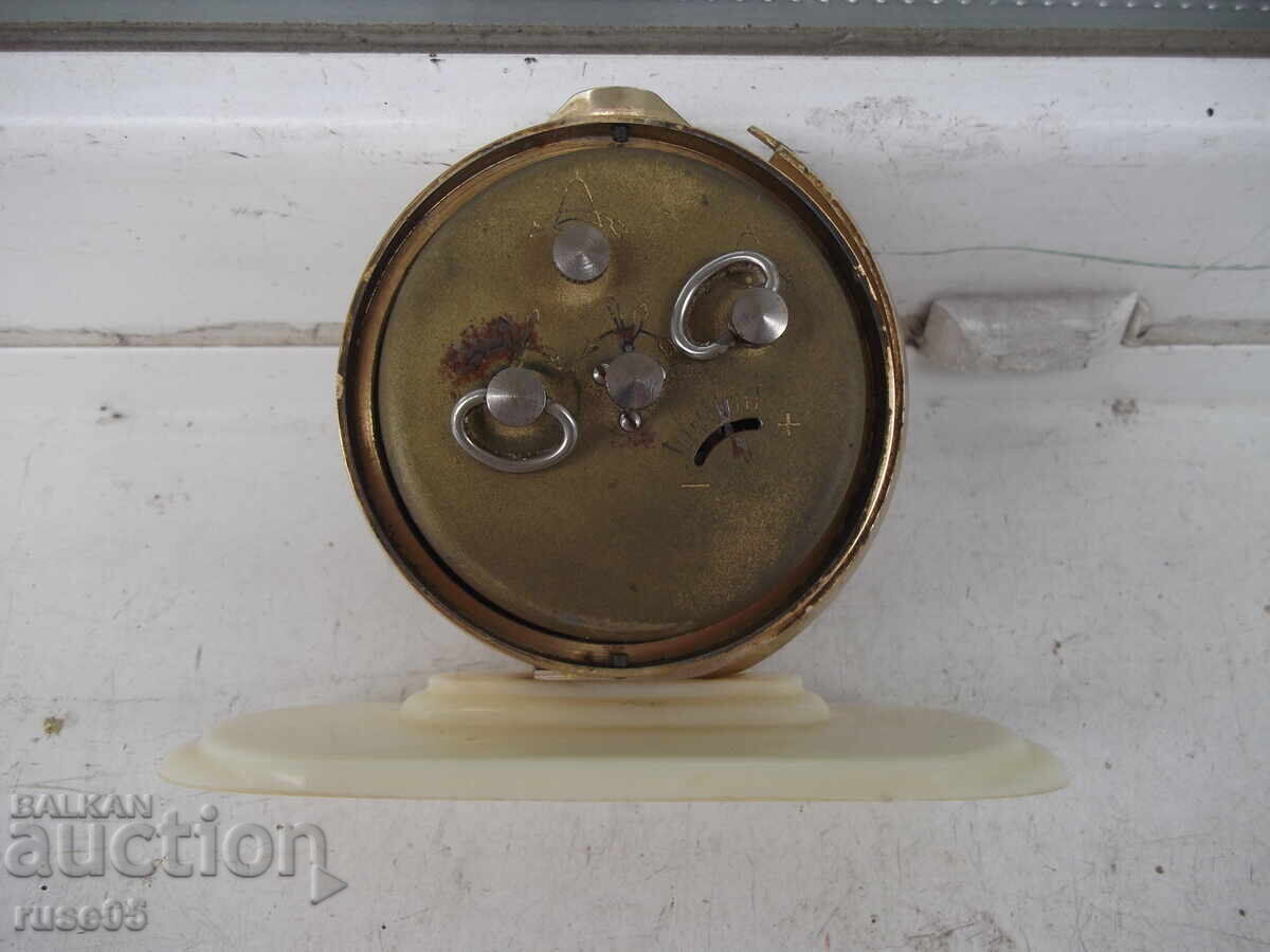 Livrarea Ceas "SLAVA" cu alarmă